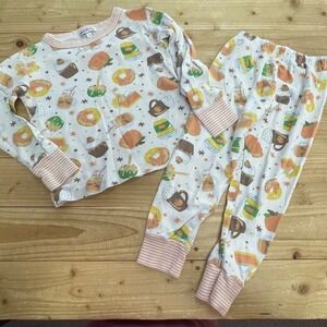 Magnolia Baby Kids Pajama‎ Set Size 4 Fall Treats Donuts Pumpkins Cotton
